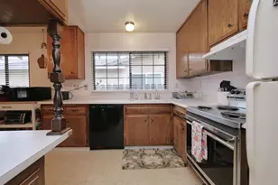 1037 Tenaya Ct, Manteca, CA 95337 - Photo 14