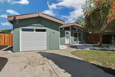 3893 32nd Avenue, Sacramento, CA 95824 - Photo 2