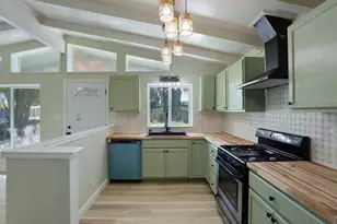 3893 32nd Ave, Sacramento, CA 95824 - Photo 8