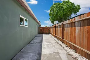 3893 32nd Ave, Sacramento, CA 95824 - Photo 36