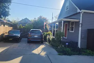 2721 San Jose Way, Sacramento, CA 95817 - Photo 2