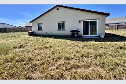 6106 Friendship Court, Riverbank, CA 95367 - Photo 24
