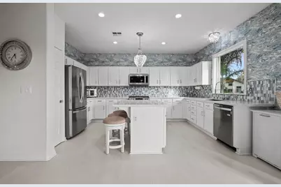 2708 Hinton Circle, Elk Grove, CA 95758 - Photo 16