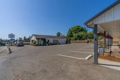 827 N State Highway 49-88 #8, Jackson, CA 95642 - Photo 46