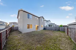 9476 Del Seis Dr, Sacramento, CA 95829 - Photo 32
