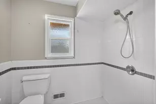 2595 American River Dr, Sacramento, CA 95864 - Photo 50