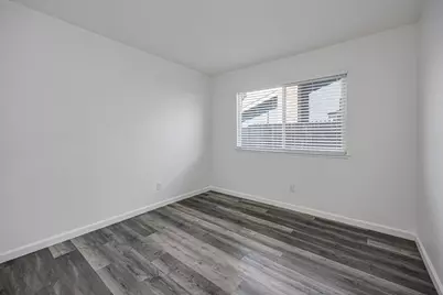 7156 Stanford Oak Drive, Sacramento, CA 95842 - Photo 22