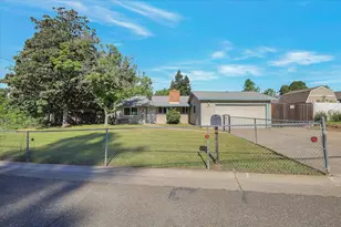 6809 Kermit Ln, Fair Oaks, CA 95628 - Photo 2
