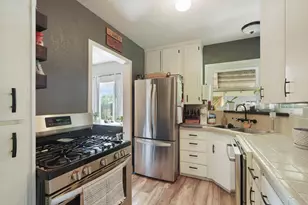 917 S Lee Ave, Lodi, CA 95240 - Photo 8