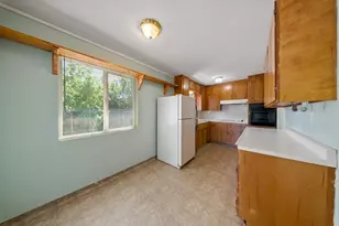 1600 Thorsen Ave, Modesto, CA 95355 - Photo 12