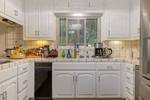 2701 Sheffield Ln, Modesto, CA 95350 - Photo 24