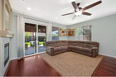 9226 Lucchesi Drive, Sacramento, CA 95829 - Photo 18