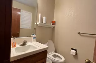 2502 Canyon Creek Dr, Stockton, CA 95207 - Photo 6