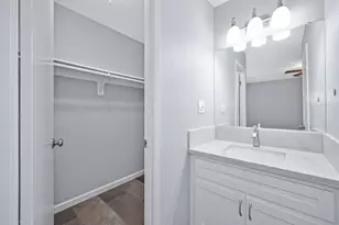 8037 Ruthwood Way, Orangevale, CA 95662 - Photo 18