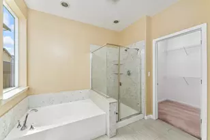 9583 Lomax Ct, Sacramento, CA 95829 - Photo 12