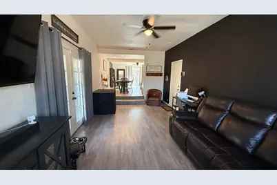 2041 Wally Ct, Modesto, CA 95350 - Photo 8