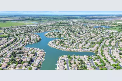 3251 Port Pacific Ln, Elk Grove, CA 95758 - Photo 18