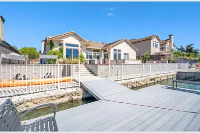 3251 Port Pacific Ln, Elk Grove, CA 95758 - Photo 2