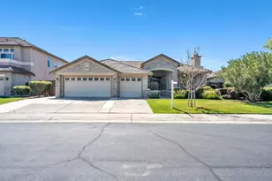 3251 Port Pacific Ln, Elk Grove, CA 95758 - Photo 10