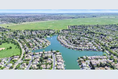 3251 Port Pacific Ln, Elk Grove, CA 95758 - Photo 14