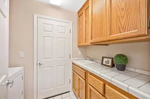 512 Adriana Pl, Auburn, CA 95603 - Photo 30