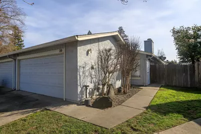 1296 Spruce Lane #20, Manteca, CA 95336 - Photo 1