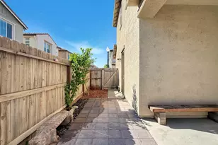 3700 Hovnanian Dr, Sacramento, CA 95834 - Photo 24