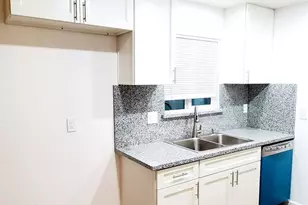 24 Church St, Empire, CA 95319 - Photo 16