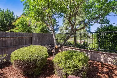 8013 Solomon Drive, Elk Grove, CA 95757 - Photo 36
