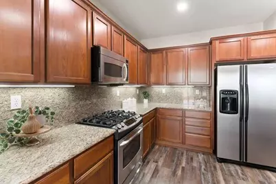 8013 Solomon Drive, Elk Grove, CA 95757 - Photo 14