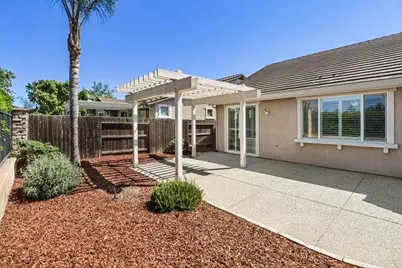 8013 Solomon Drive, Elk Grove, CA 95757 - Photo 36