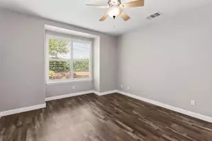 8013 Solomon Dr, Elk Grove, CA 95757 - Photo 20
