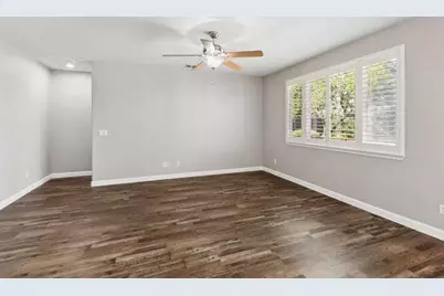 8013 Solomon Drive, Elk Grove, CA 95757 - Photo 6