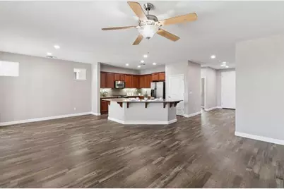 8013 Solomon Drive, Elk Grove, CA 95757 - Photo 10