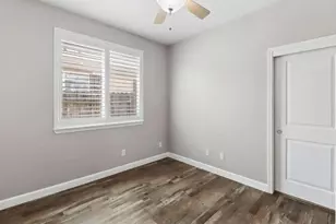 8013 Solomon Dr, Elk Grove, CA 95757 - Photo 26