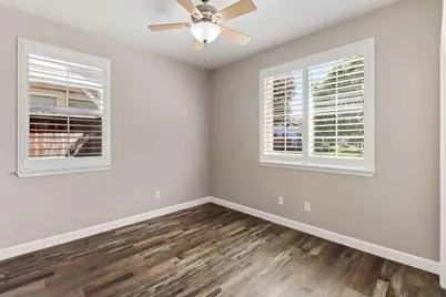 8013 Solomon Drive, Elk Grove, CA 95757 - Photo 28