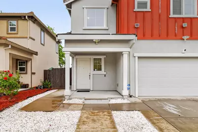 8216 Kossum Way, Elk Grove, CA 95624 - Photo 2