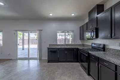 8216 Kossum Way, Elk Grove, CA 95624 - Photo 26