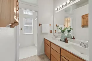 6813 Desta Ct, Elk Grove, CA 95758 - Photo 30