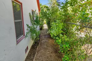 1932 Larkin Way Way, Sacramento, CA 95818 - Photo 24