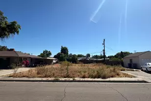 1128 Illinois Ave, Los Banos, CA 93635 - Photo 1