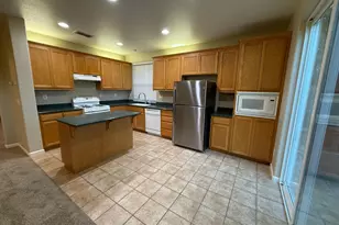 301 Unity Cir, Sacramento, CA 95833 - Photo 1
