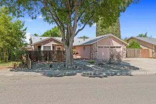 613 Hillstock Ct, Patterson, CA 95363 - Photo 2