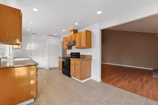 2744 Catania Way, Sacramento, CA 95826 - Photo 16