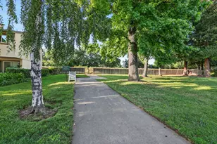 2744 Catania Way, Sacramento, CA 95826 - Photo 46
