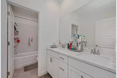4172 Eventide Avenue, Sacramento, CA 95835 - Photo 24