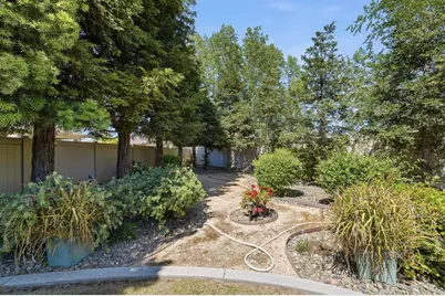 2159 Knollwood Court, Manteca, CA 95336 - Photo 46