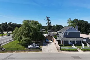 242 3rd St, Galt, CA 95632 - Photo 2