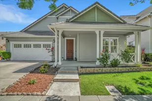 828 W Simplicidad St, Mountain House, CA 95391 - Photo 4
