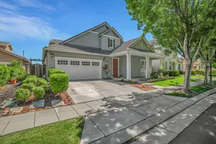 828 W Simplicidad St, Mountain House, CA 95391 - Photo 2